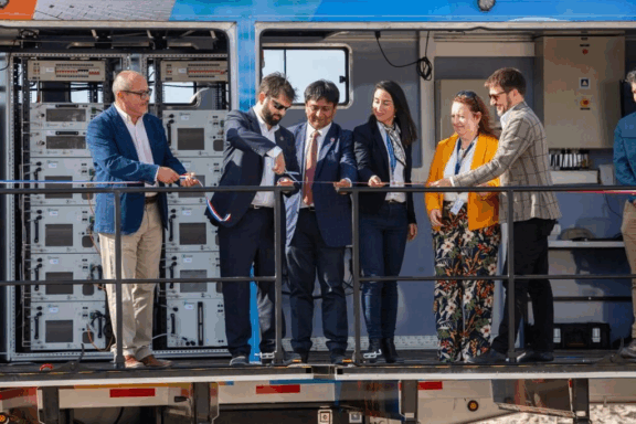 Opening Mobile grüne Wasserstoffanlage für Forschungszwecke Trailer Tra Busso