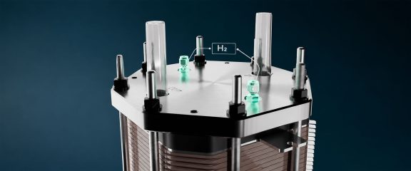 Enapter AEM Stack 25 with hydrogen output highlighted